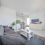 Avocado Apartment *