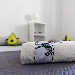 Avocado Apartment *