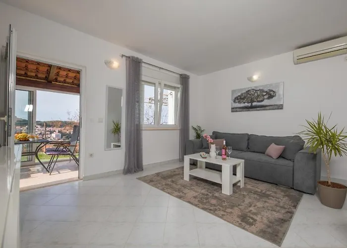 Διαμέρισμα Avocado *