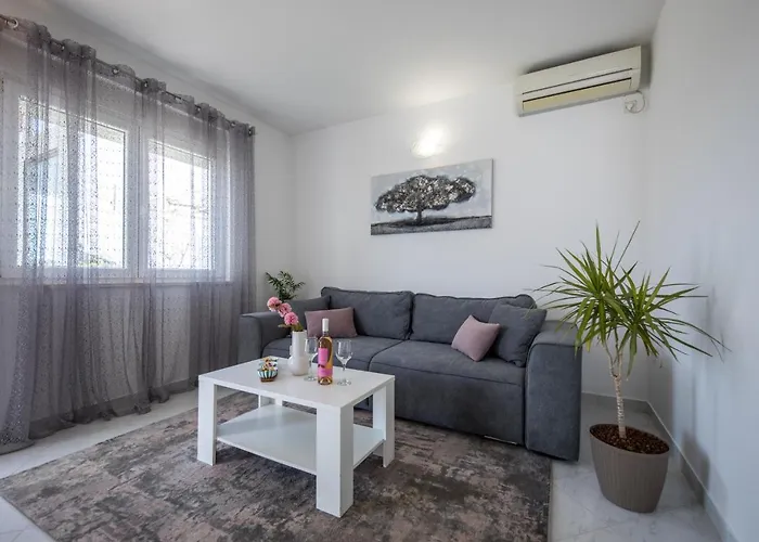 شقة Avocado دوبروفينك